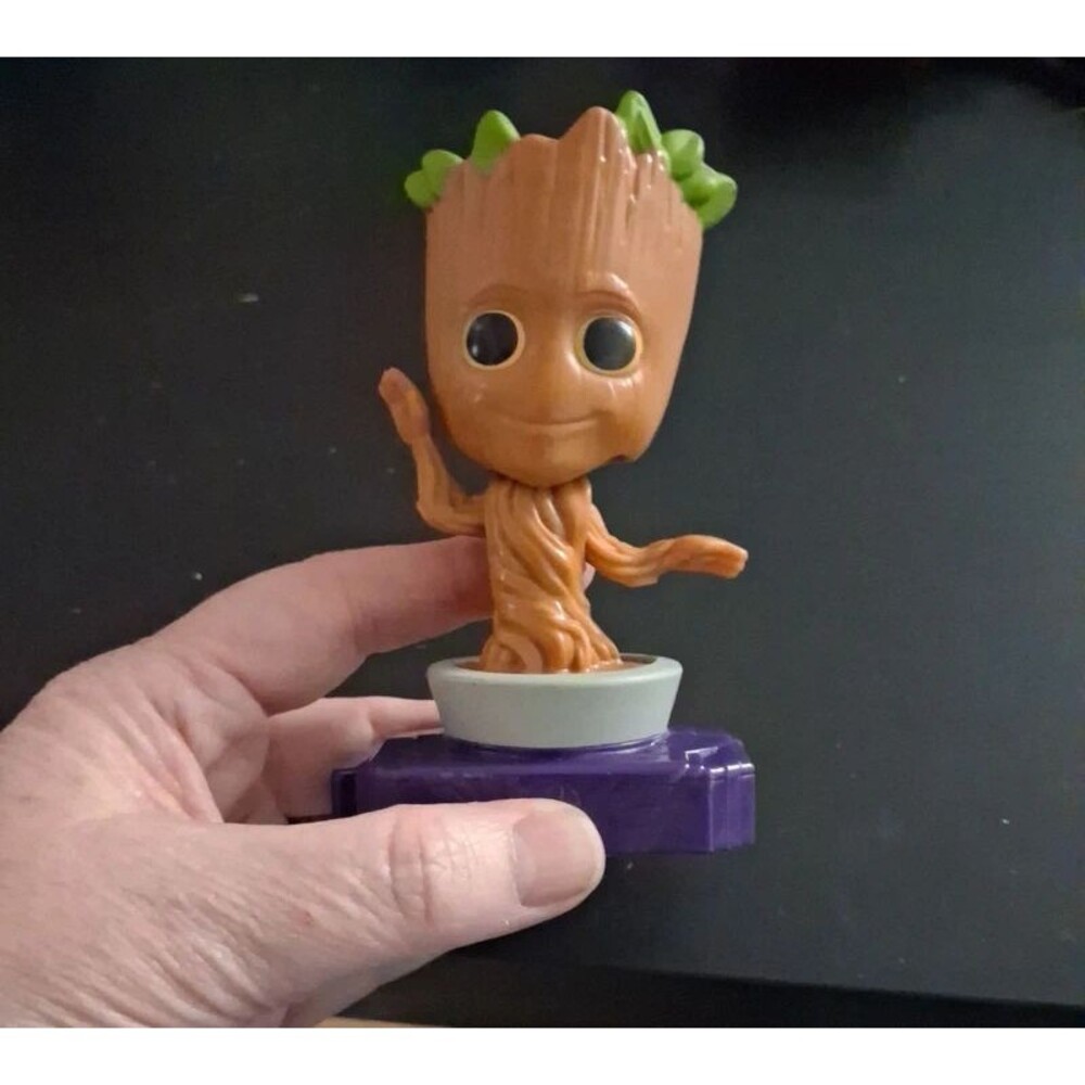 Marvel Guardians of the Galaxy Baby Groot Dancing Figure Purple Base